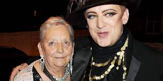 Vermögen: Boy George – ...