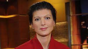 Was macht Sahra Wagenknecht beruflich?