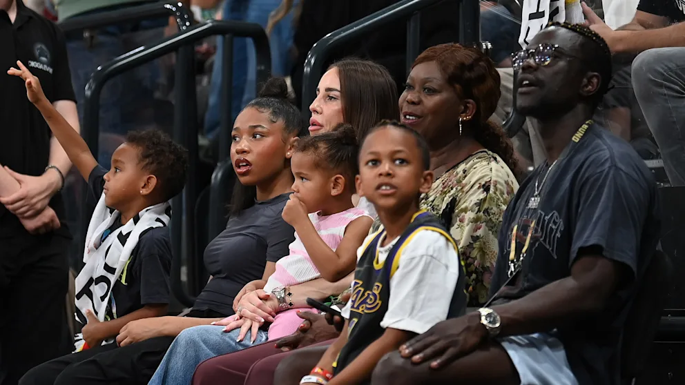 Dennis Schröder Family